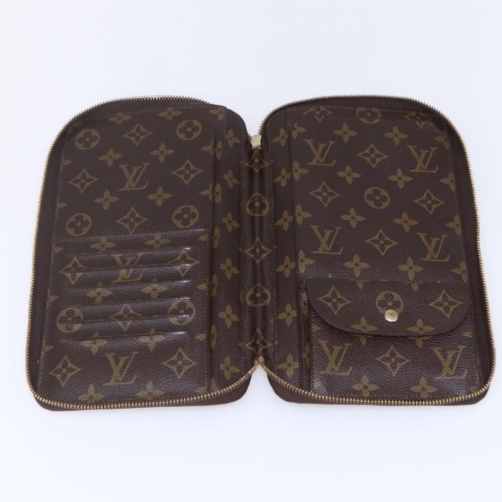 LOUIS VUITTON Monogram Poche Escapade Travel Case M60113 LV Auth 155001 - Picture 10 of 16